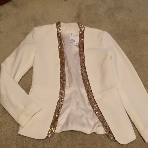 H&M ivory open front blazer with gold sequin trim - Picture 3 of 5